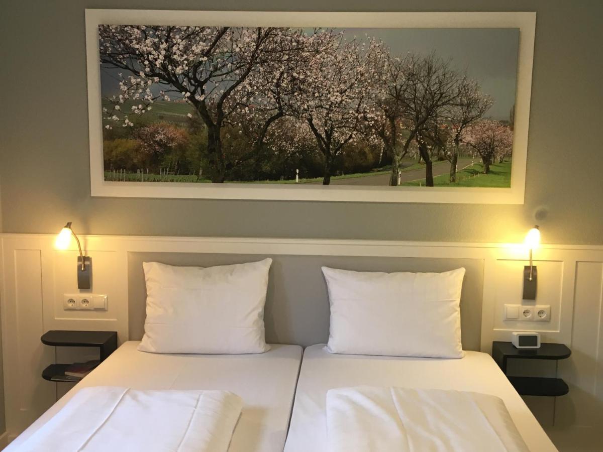 Hotel Jugendstilhotel Trifels 3*